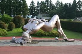 Park woman sculpture